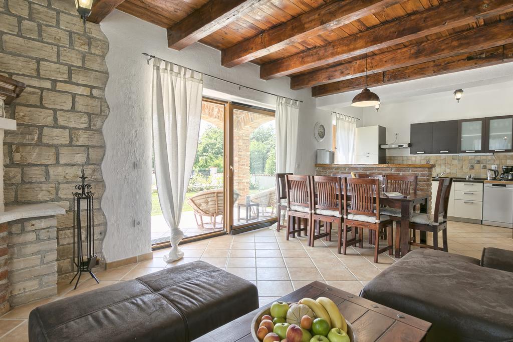 Istrian Villa Melany Vodnjan Bagian luar foto