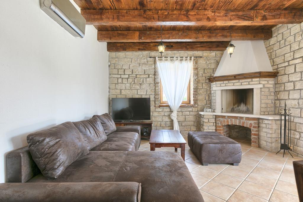 Istrian Villa Melany Vodnjan Bagian luar foto