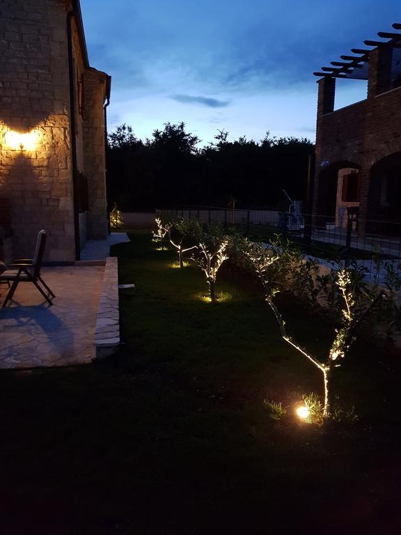 Istrian Villa Melany Vodnjan Bagian luar foto